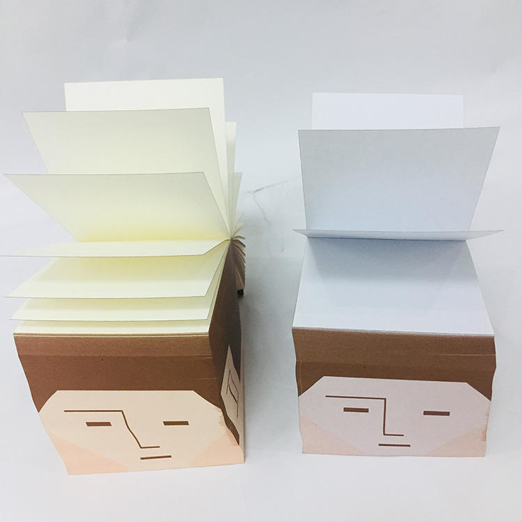 Note Cubes – spersonalizowane artykuły biurowe i szkolne